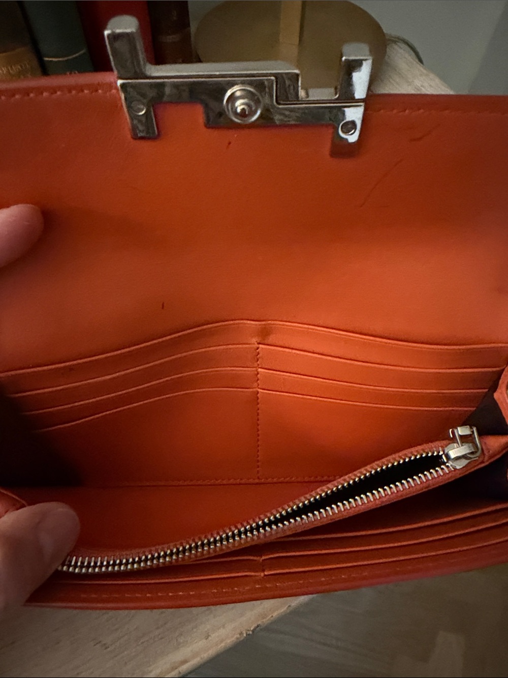 Tod’s Double T leather wallet - Picture 6 of 13